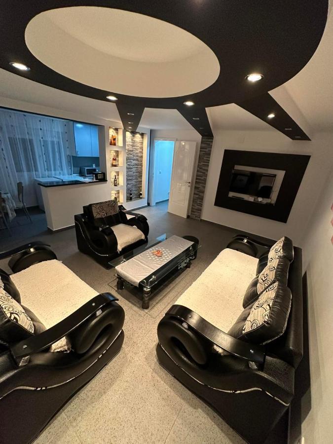 Angelikatos Apartment Golubac Ngoại thất bức ảnh