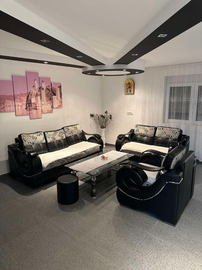 Angelikatos Apartment Golubac Ngoại thất bức ảnh