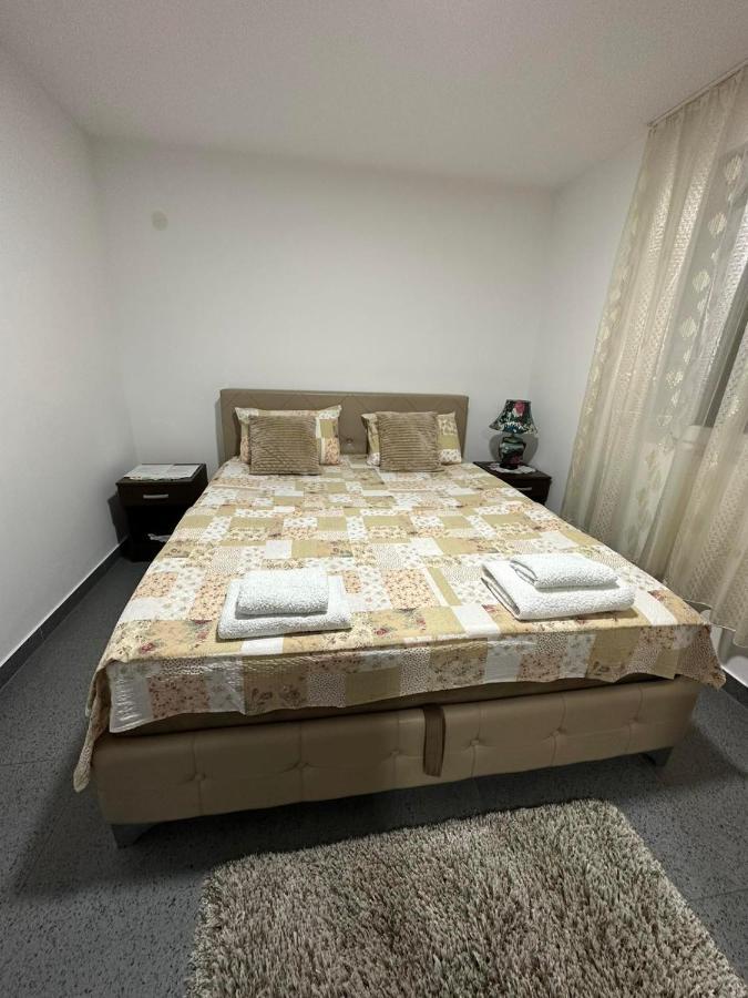 Angelikatos Apartment Golubac Ngoại thất bức ảnh