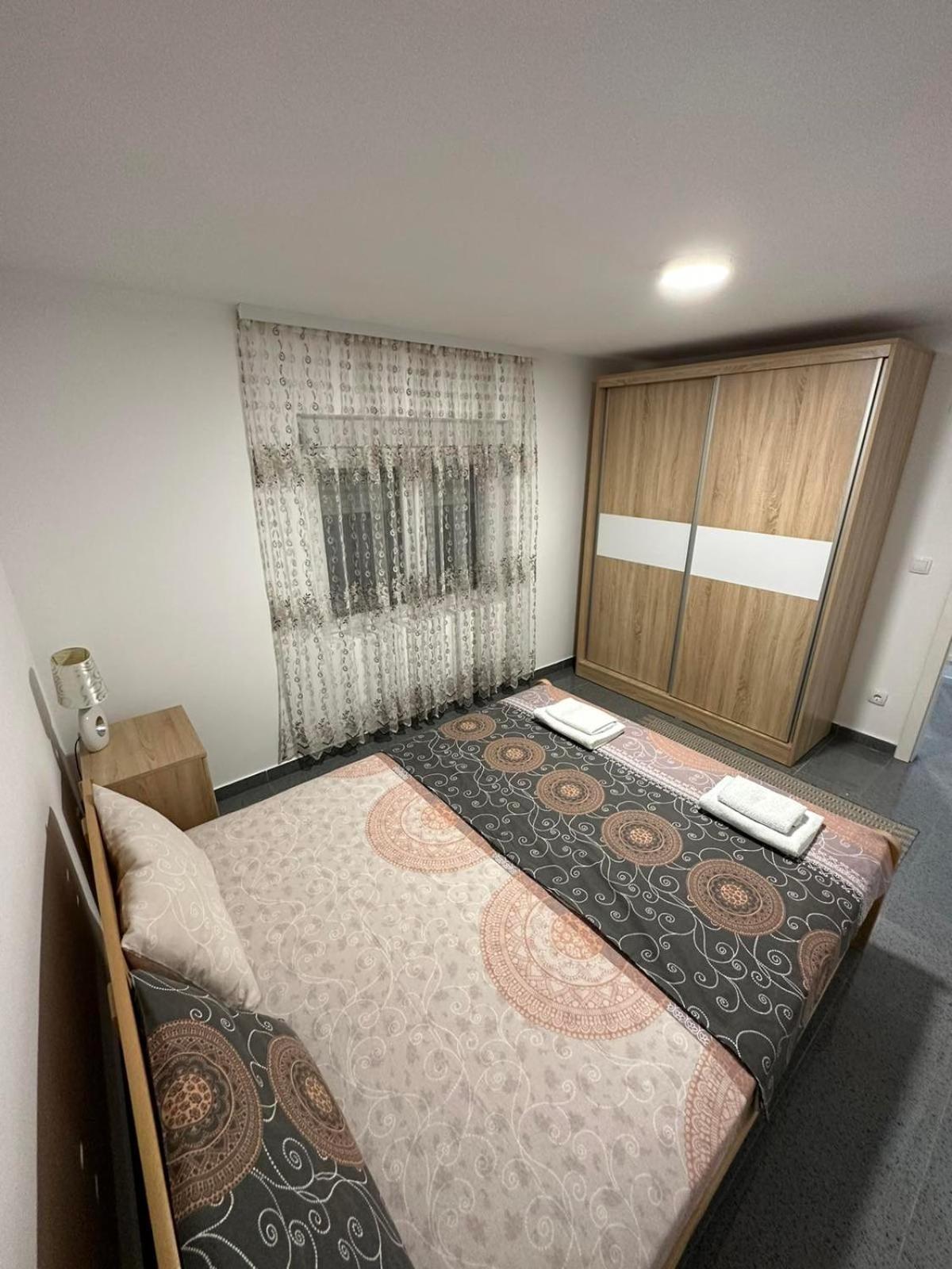 Angelikatos Apartment Golubac Ngoại thất bức ảnh