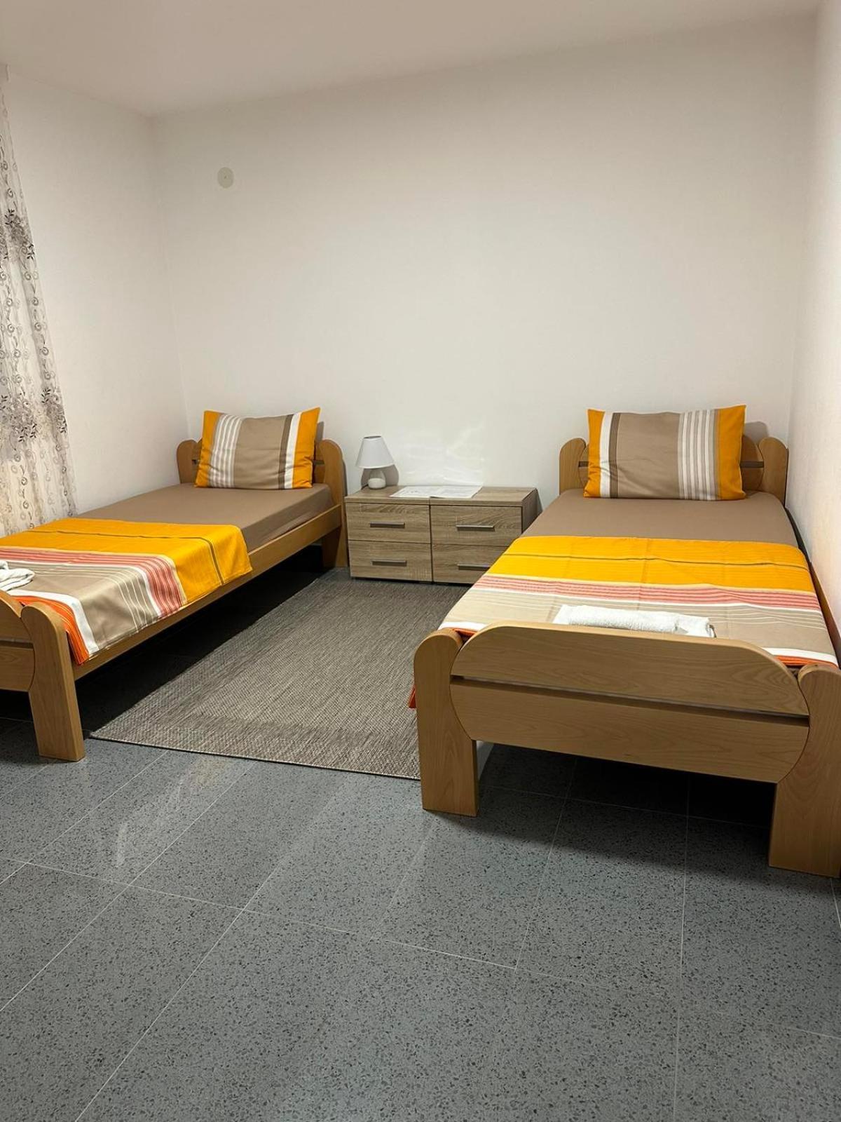 Angelikatos Apartment Golubac Ngoại thất bức ảnh